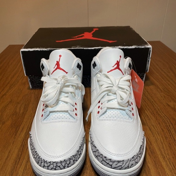 Jordan 3 Cement ‘Reimagined’ DS Size 9.5 Brand New from JD Sports - Picture 3 of 5